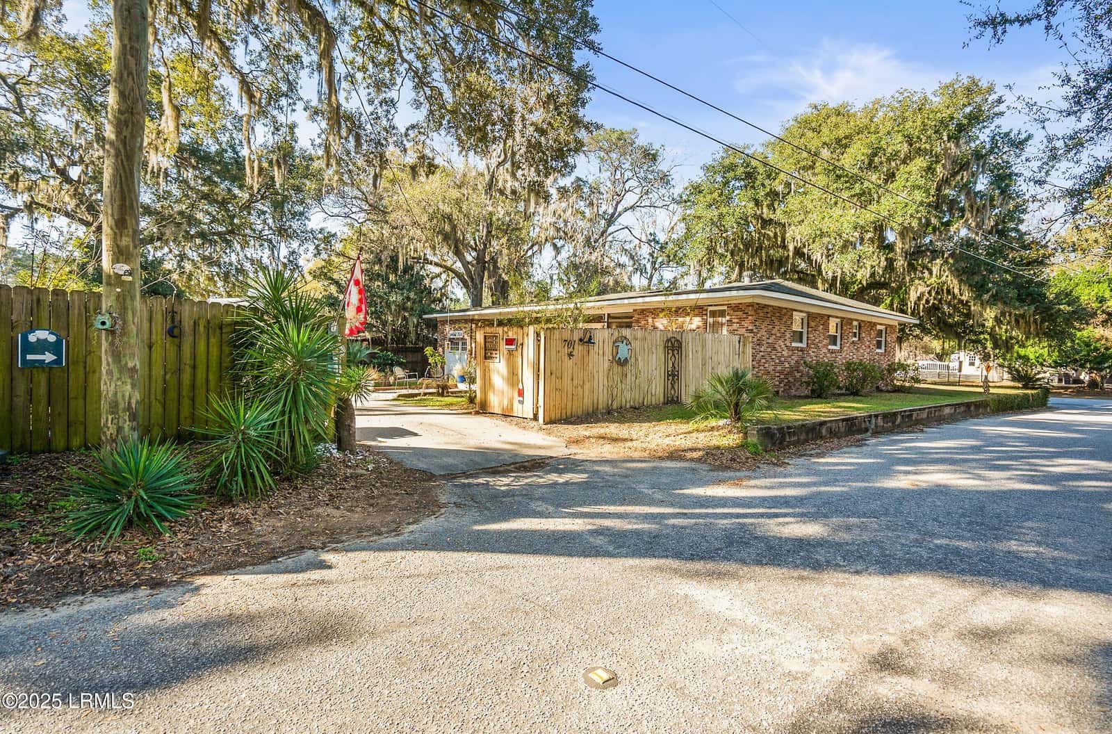 701 Battery Creek Road, Beaufort, SC 29902 — photo 33 of 35