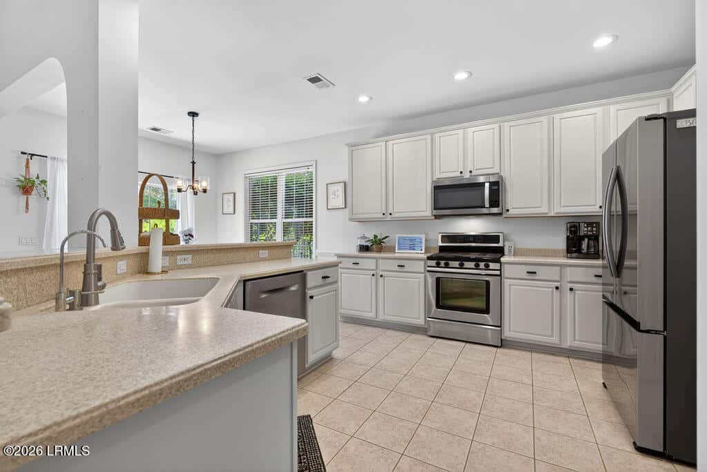 117 Pinecrest Circle, Bluffton, SC 29910 — photo 14 of 66
