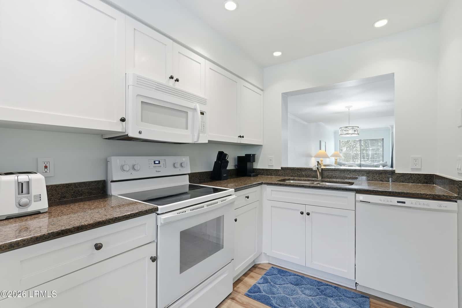 15 Deallyon Avenue 9, Hilton Head Island, SC 29928 — photo 10 of 52
