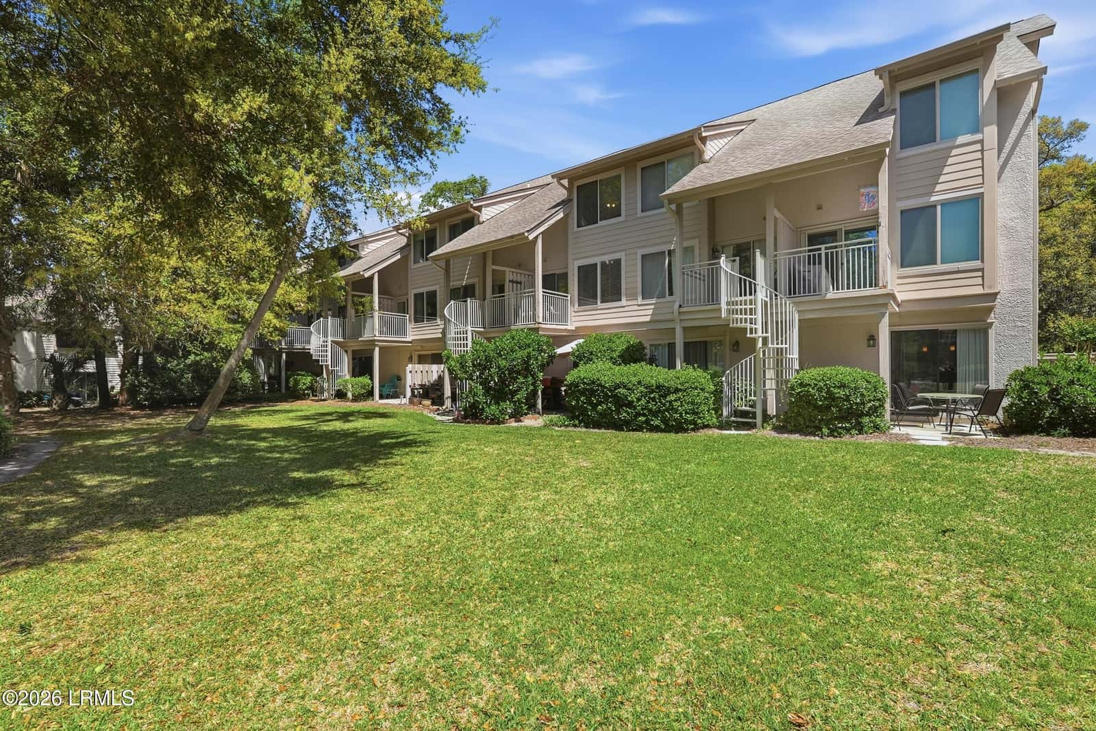 15 Deallyon Avenue 9, Hilton Head Island, SC 29928 — photo 30 of 52