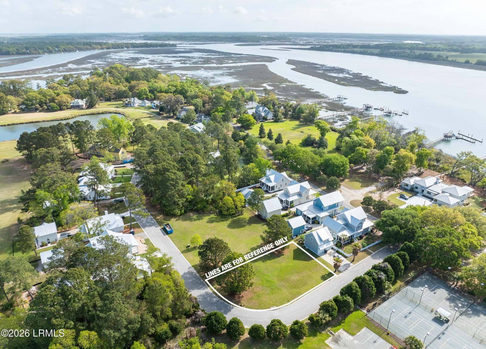 8 Stoney Island Drive, Beaufort, SC 29907 — photo 3 of 18
