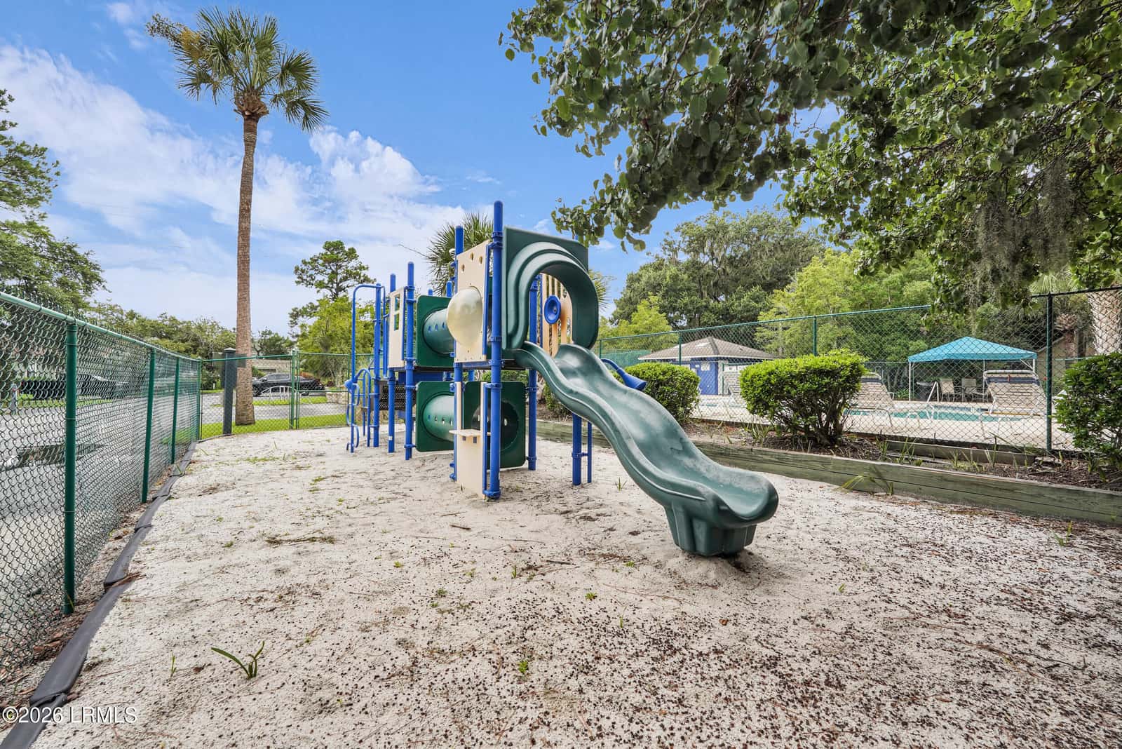 10 Pine Burr Road E 5, Hilton Head Island, SC 29926 — photo 33 of 36