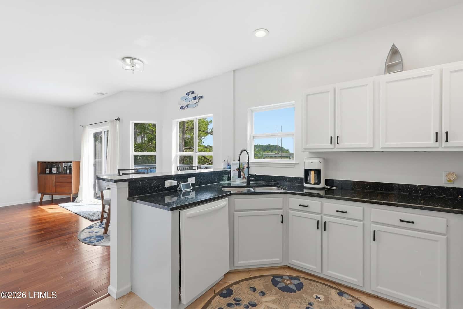 10 Pine Burr Road E 5, Hilton Head Island, SC 29926 — photo 10 of 36