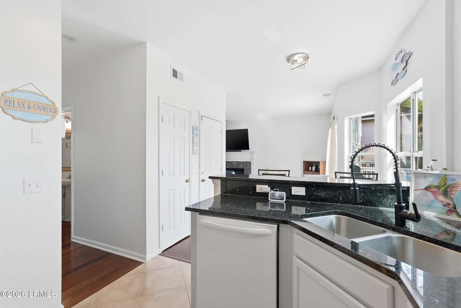 10 Pine Burr Road E 5, Hilton Head Island, SC 29926 — photo 11 of 36