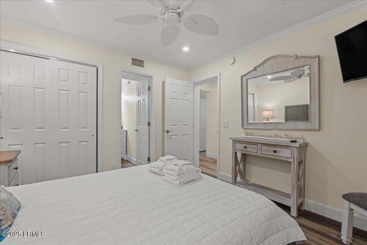 40 Folly Field Road 126, Hilton Head Island, SC 29928 — photo 7 of 27