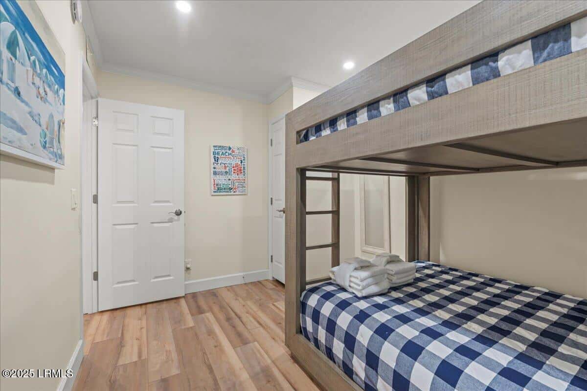 40 Folly Field Road 126, Hilton Head Island, SC 29928 — photo 10 of 27