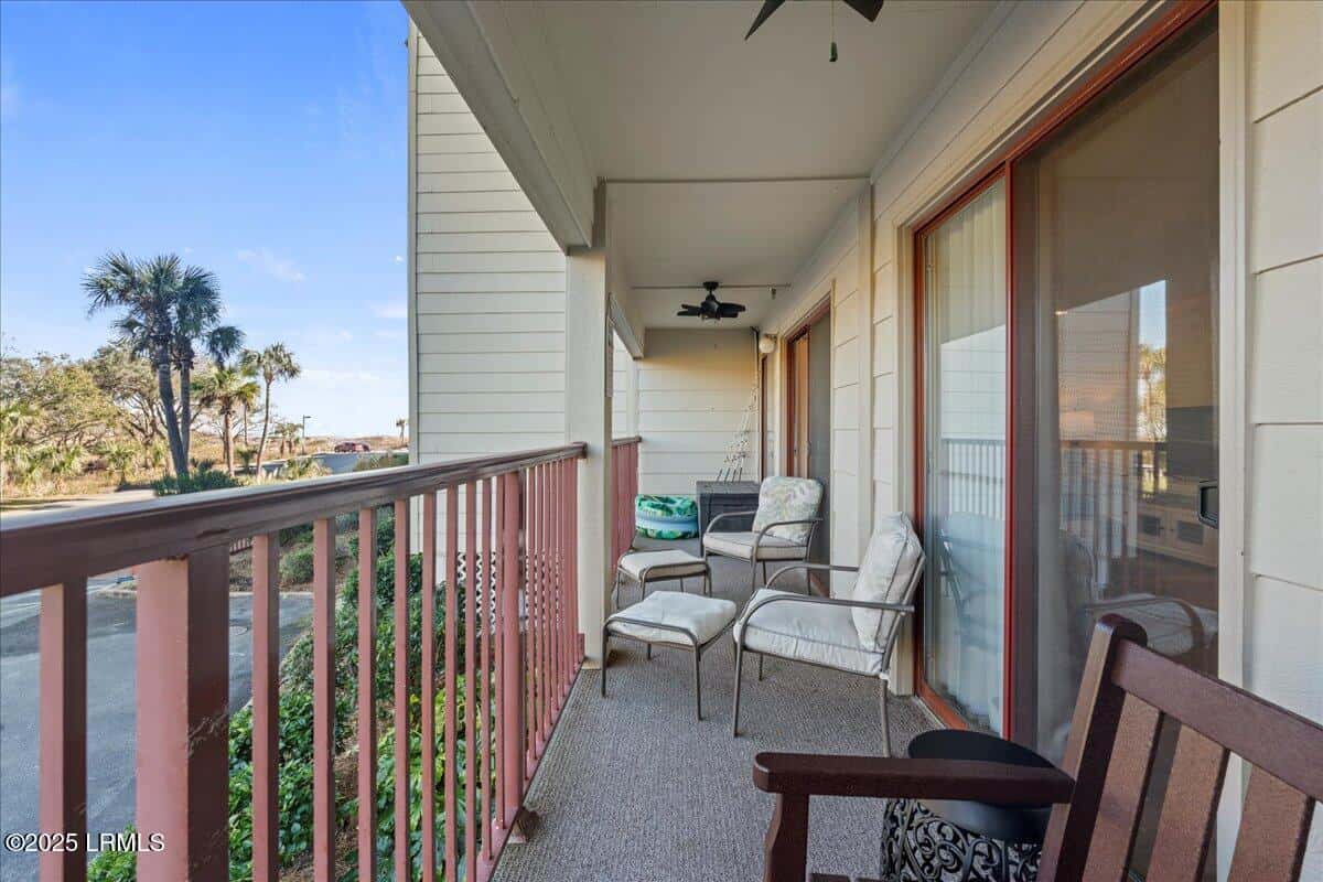 40 Folly Field Road 126, Hilton Head Island, SC 29928 — photo 20 of 27