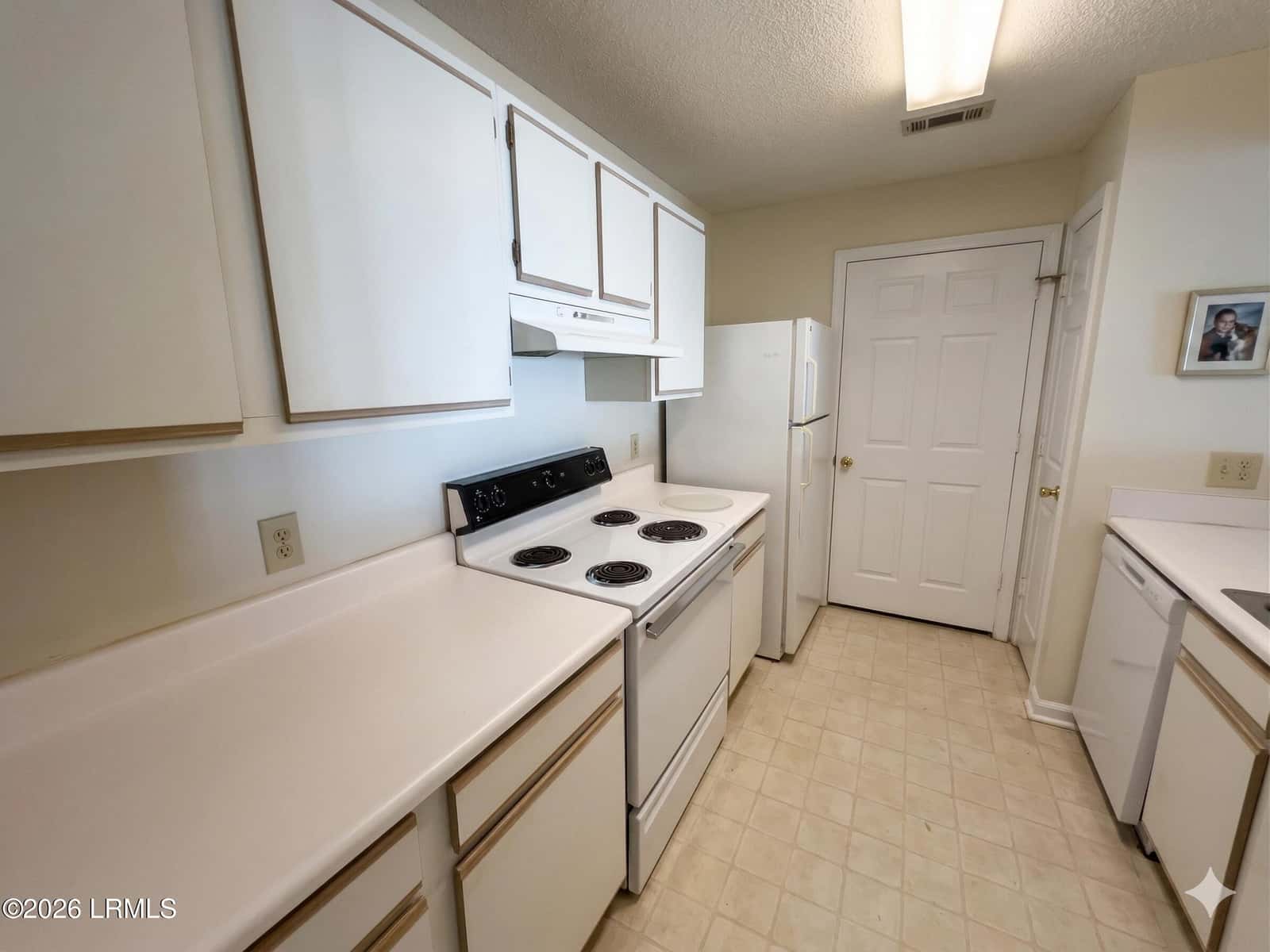 1231 Ladys Island Drive 339, Port Royal, SC 29935 — photo 7 of 17