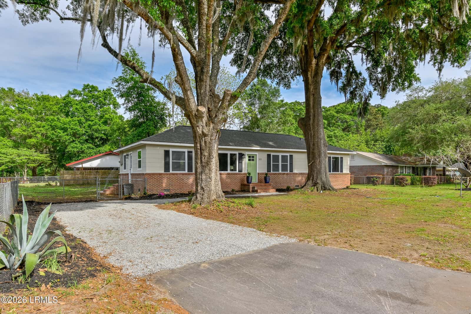 1013 Rentz Street, Beaufort, SC 29906 — photo 1 of 43