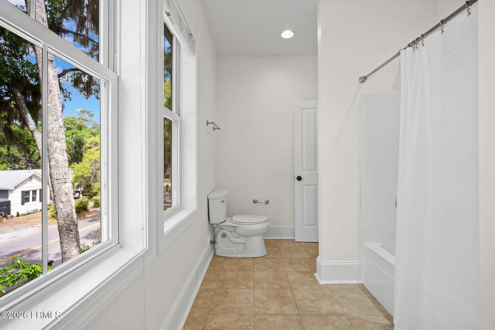 1011 Calhoun Street, Beaufort, SC 29902 — photo 40 of 64