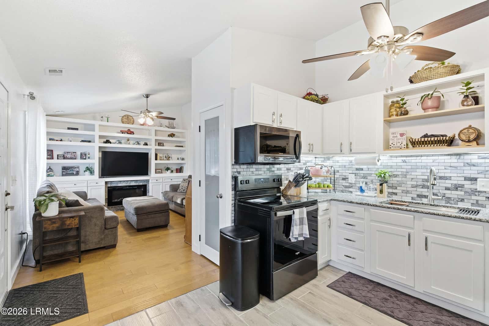 212 Middle Road, Beaufort, SC 29907 — photo 6 of 44