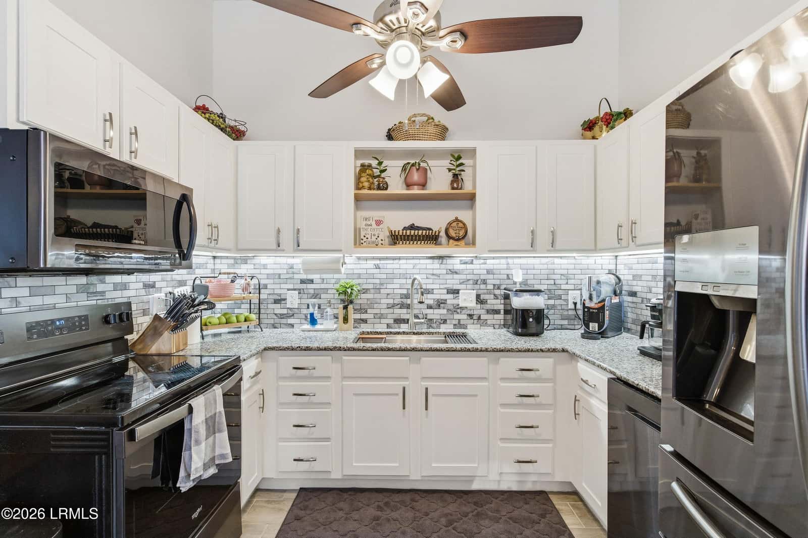 212 Middle Road, Beaufort, SC 29907 — photo 12 of 44