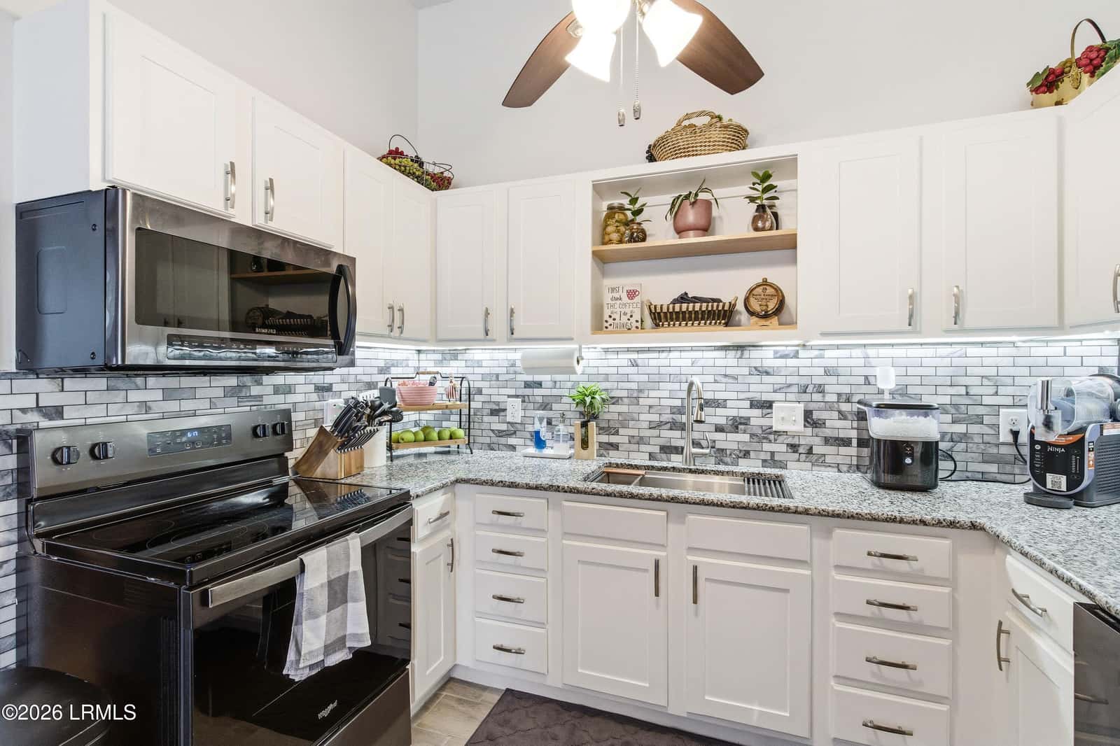 212 Middle Road, Beaufort, SC 29907 — photo 13 of 44