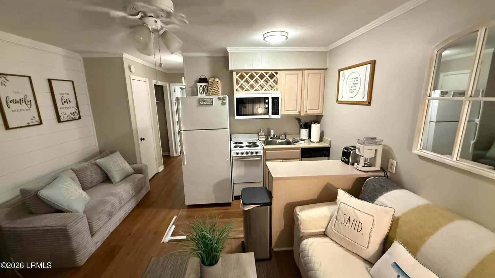 23 S Forest Beach Drive 204, Hilton Head Island, SC 29928 — photo 17 of 25
