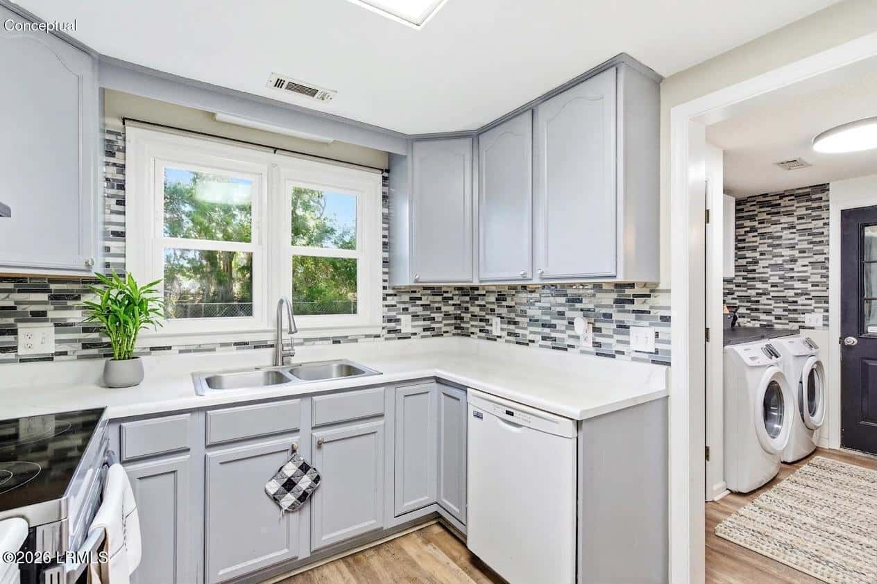 54 Brickyard Point Road S, Beaufort, SC 29907 — photo 17 of 52