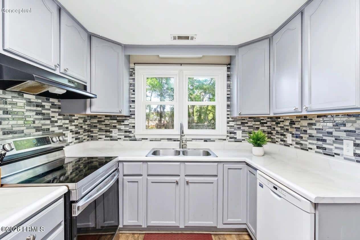 54 Brickyard Point Road S, Beaufort, SC 29907 — photo 18 of 52