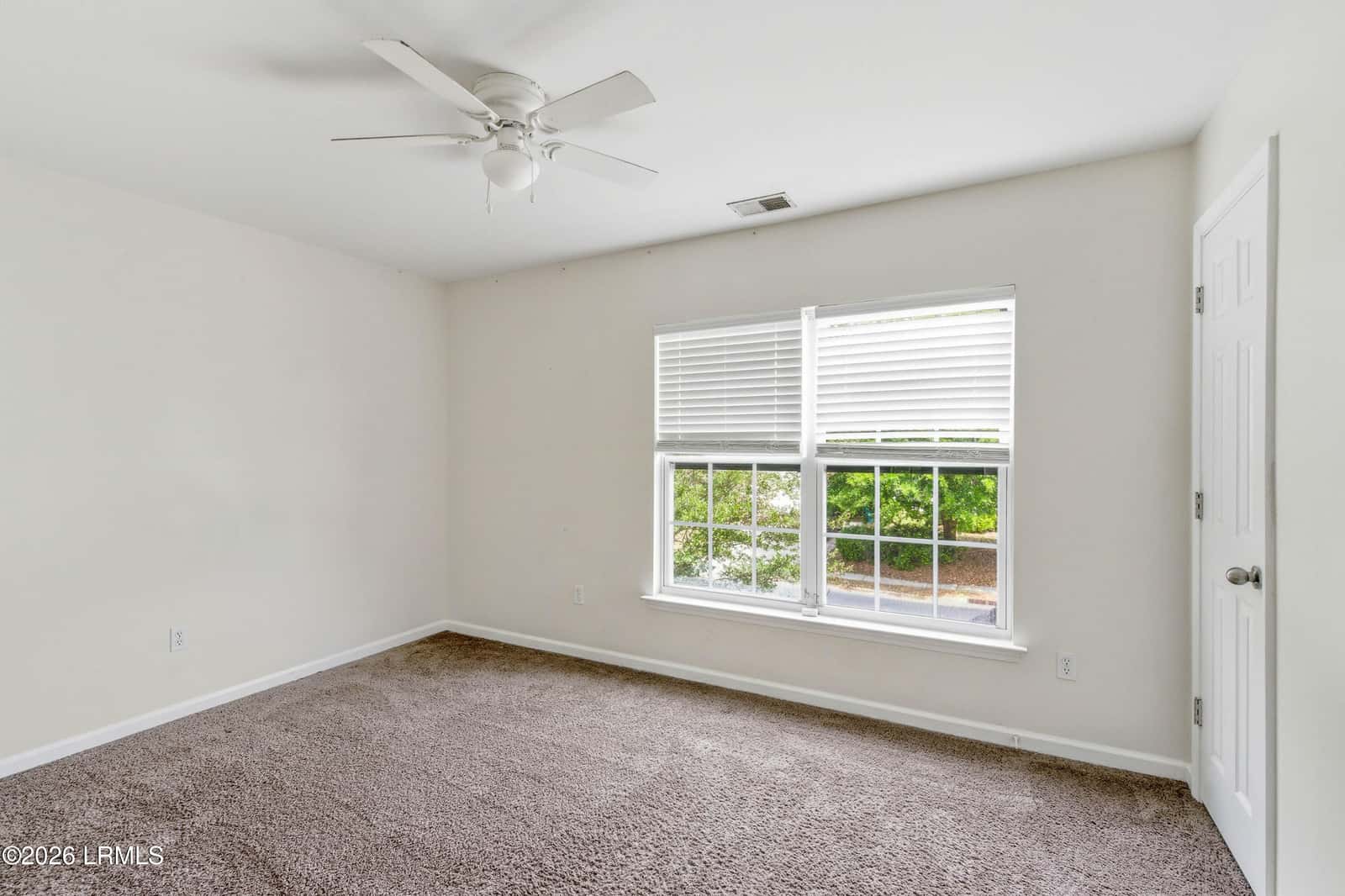 16 Harbison Place, Beaufort, SC 29906 — photo 10 of 22