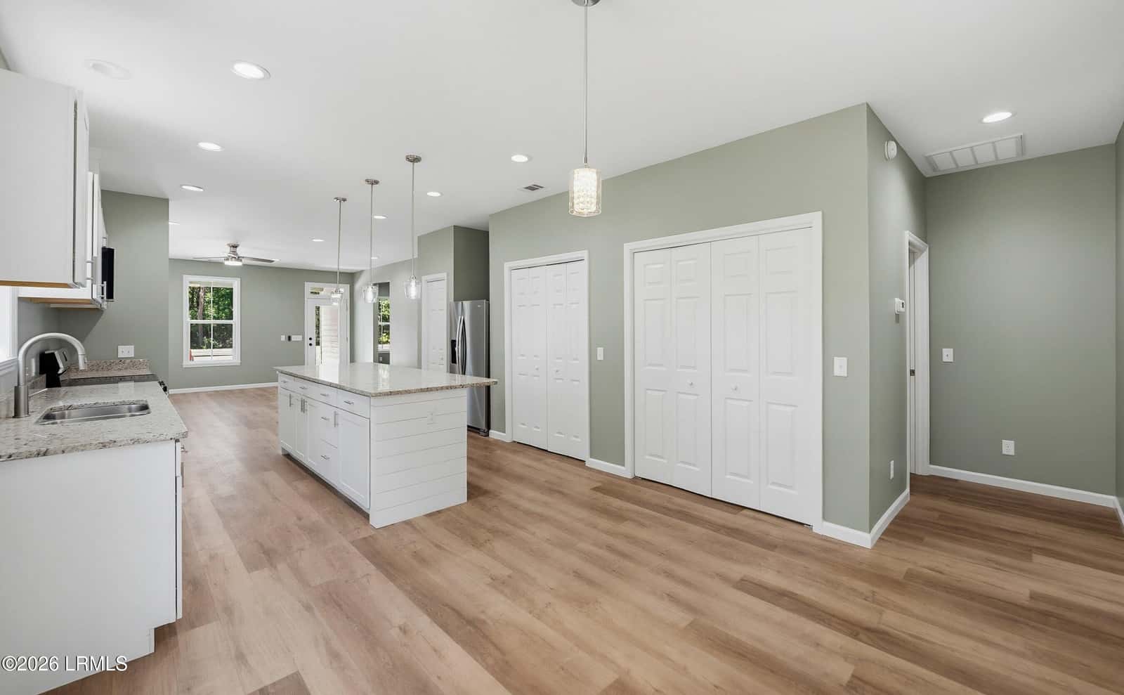 23 Seabrook Center Road, Seabrook, SC 29940 — photo 10 of 38