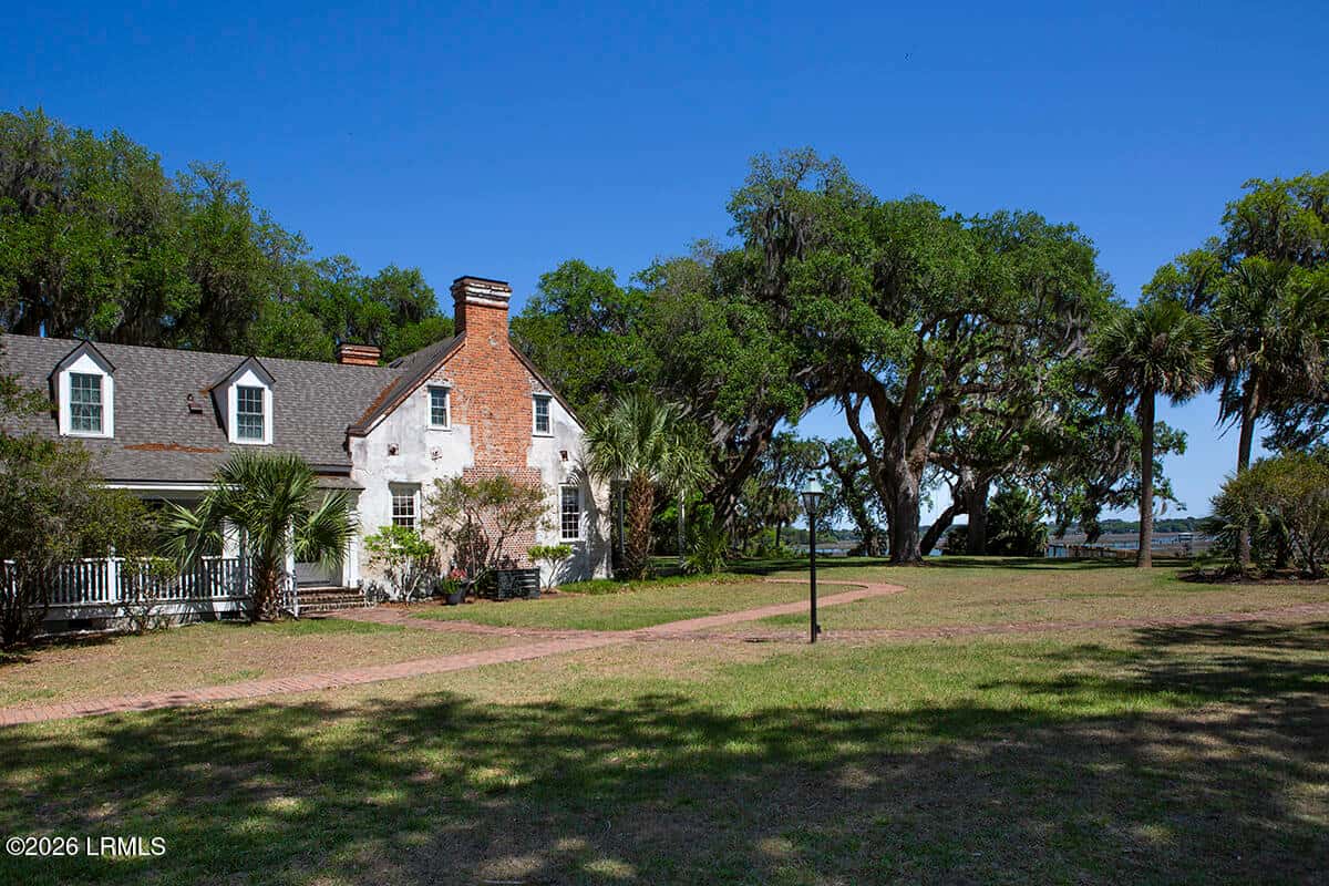 98 Gautier Place, Beaufort, SC 29902 — photo 14 of 24