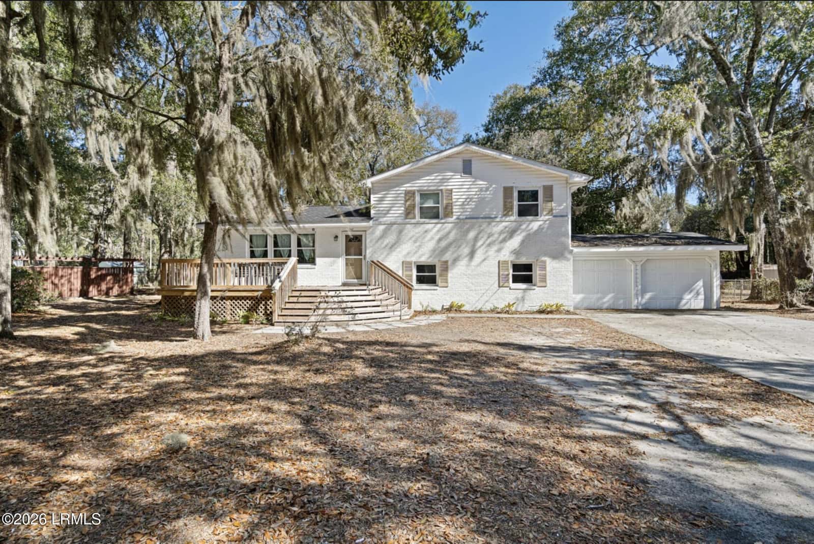 507 Mystic Drive E, Beaufort, SC 29902 — photo 2 of 17