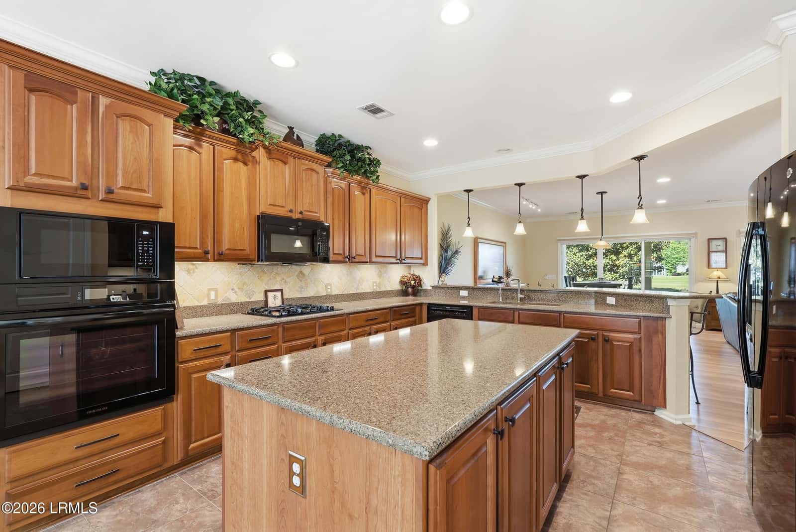 24 Wendover Court, Bluffton, SC 29909 — photo 9 of 43