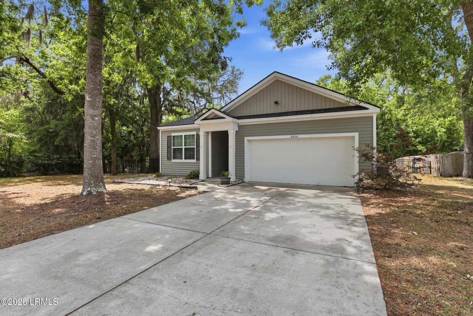 4864 Breeze Way, Lady's Island, SC 29907 — photo 2 of 31
