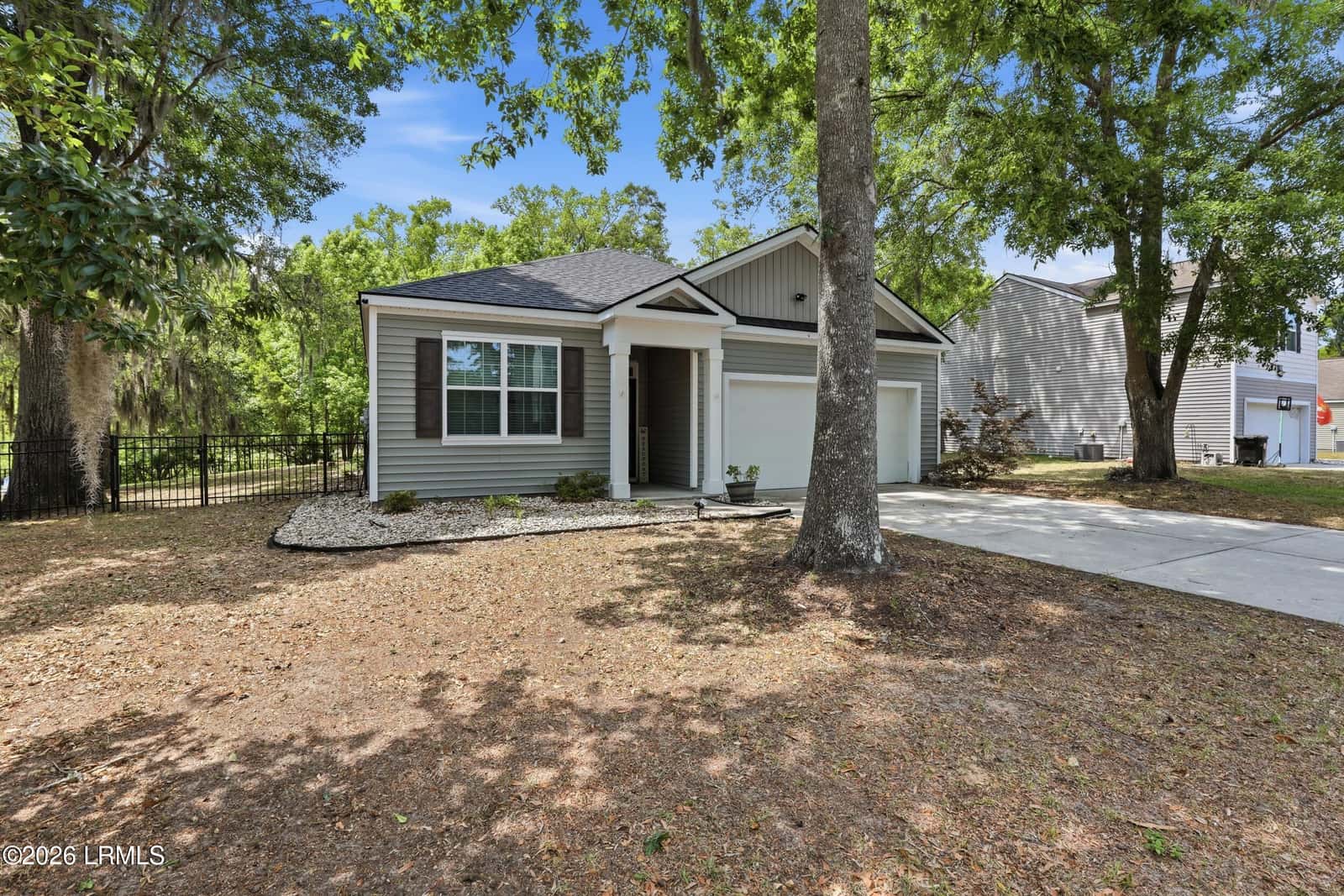 4864 Breeze Way, Lady's Island, SC 29907 — photo 3 of 31
