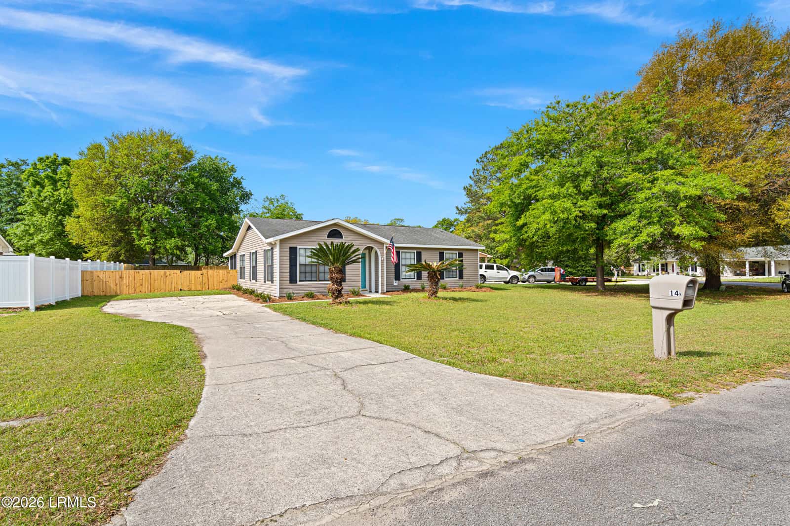14 Quail Ridge Circle N, Beaufort, SC 29906 — photo 3 of 44