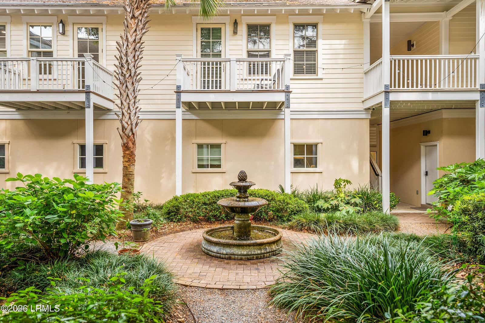 16 Jade Street A, Beaufort, SC 29907 — photo 4 of 61