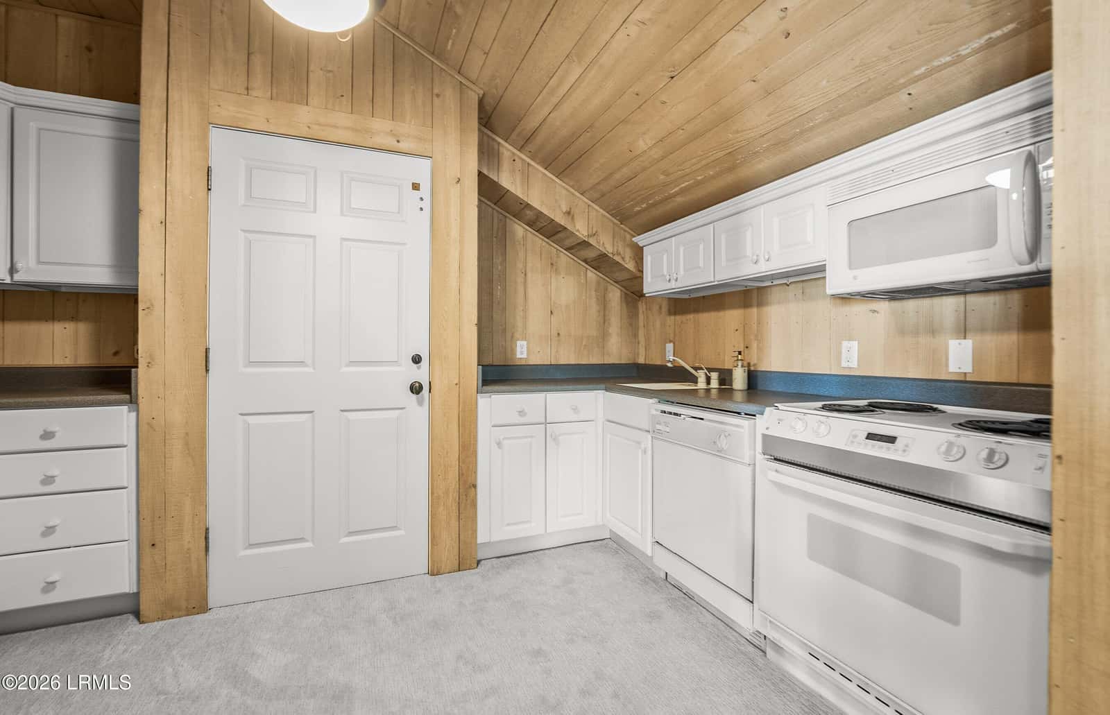 21 Waterside Drive, Beaufort, SC 29907 — photo 35 of 68