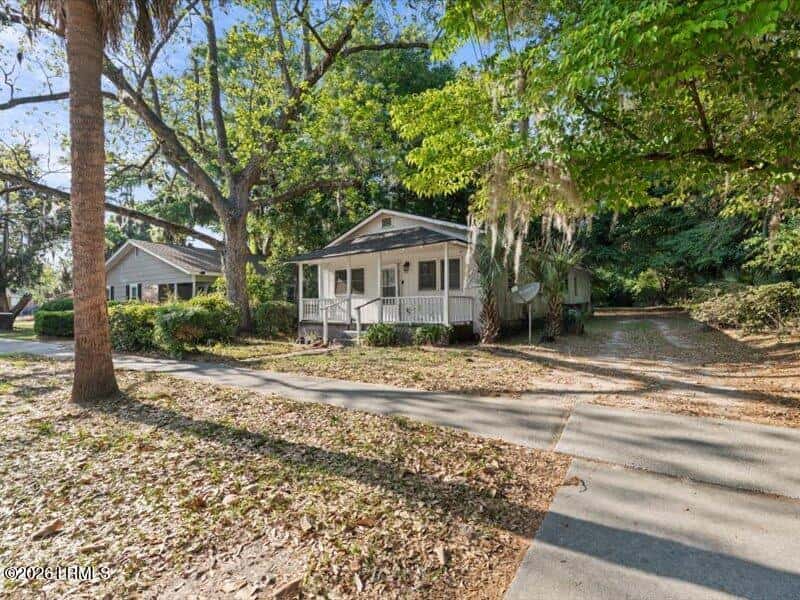 1919 Duke Street, Beaufort, SC 29902 — photo 4 of 29