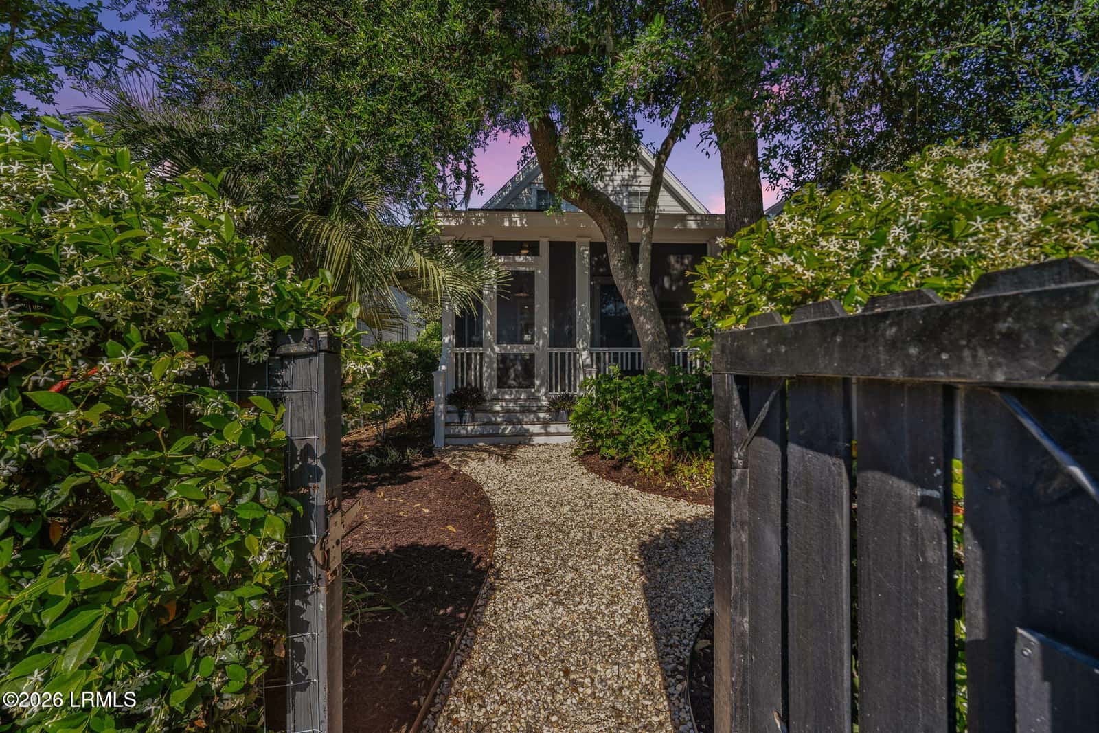 7 Canton Row, Beaufort, SC 29906 — photo 8 of 67