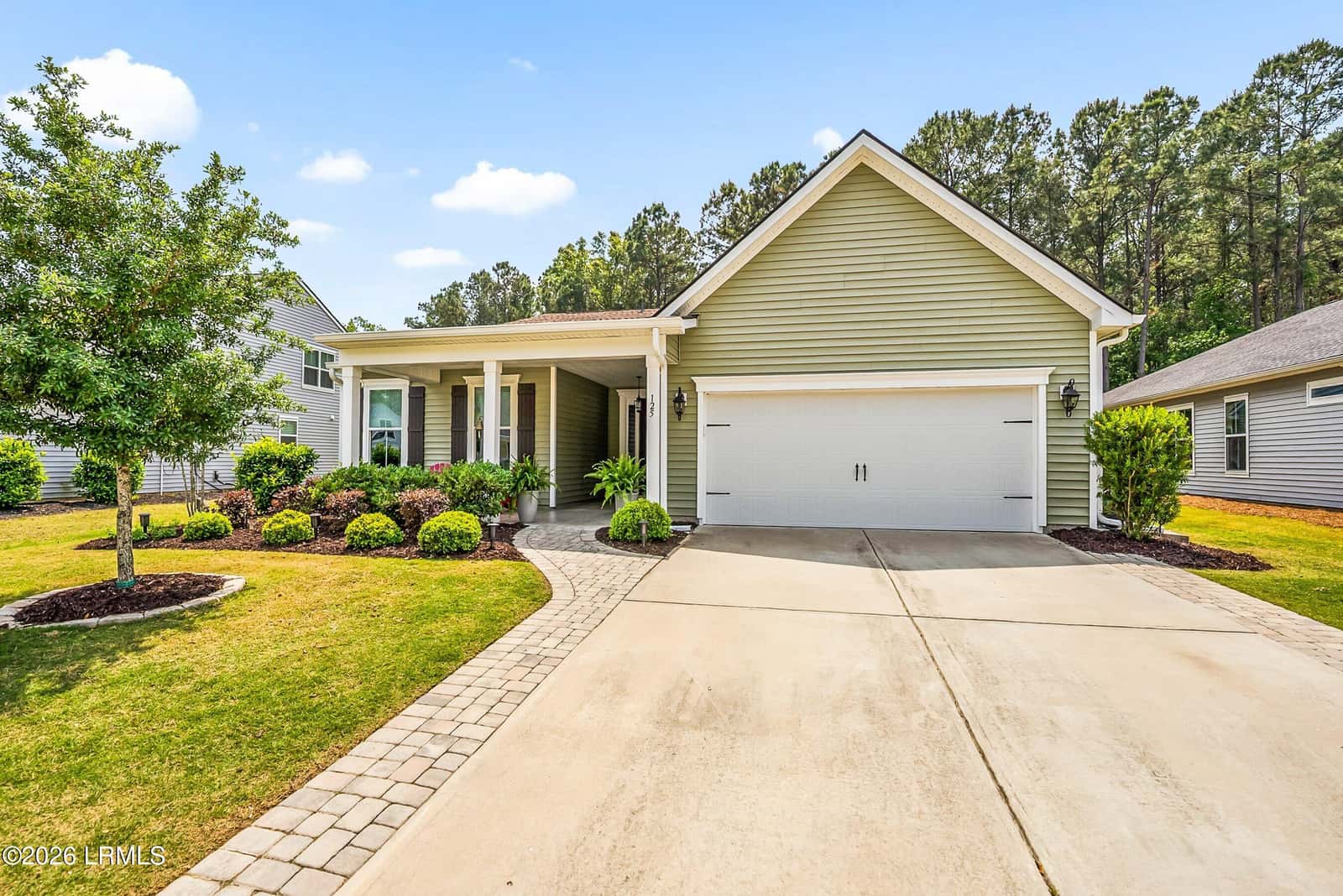 125 Carolina Oaks Avenue, Bluffton, SC 29909 — photo 1 of 32
