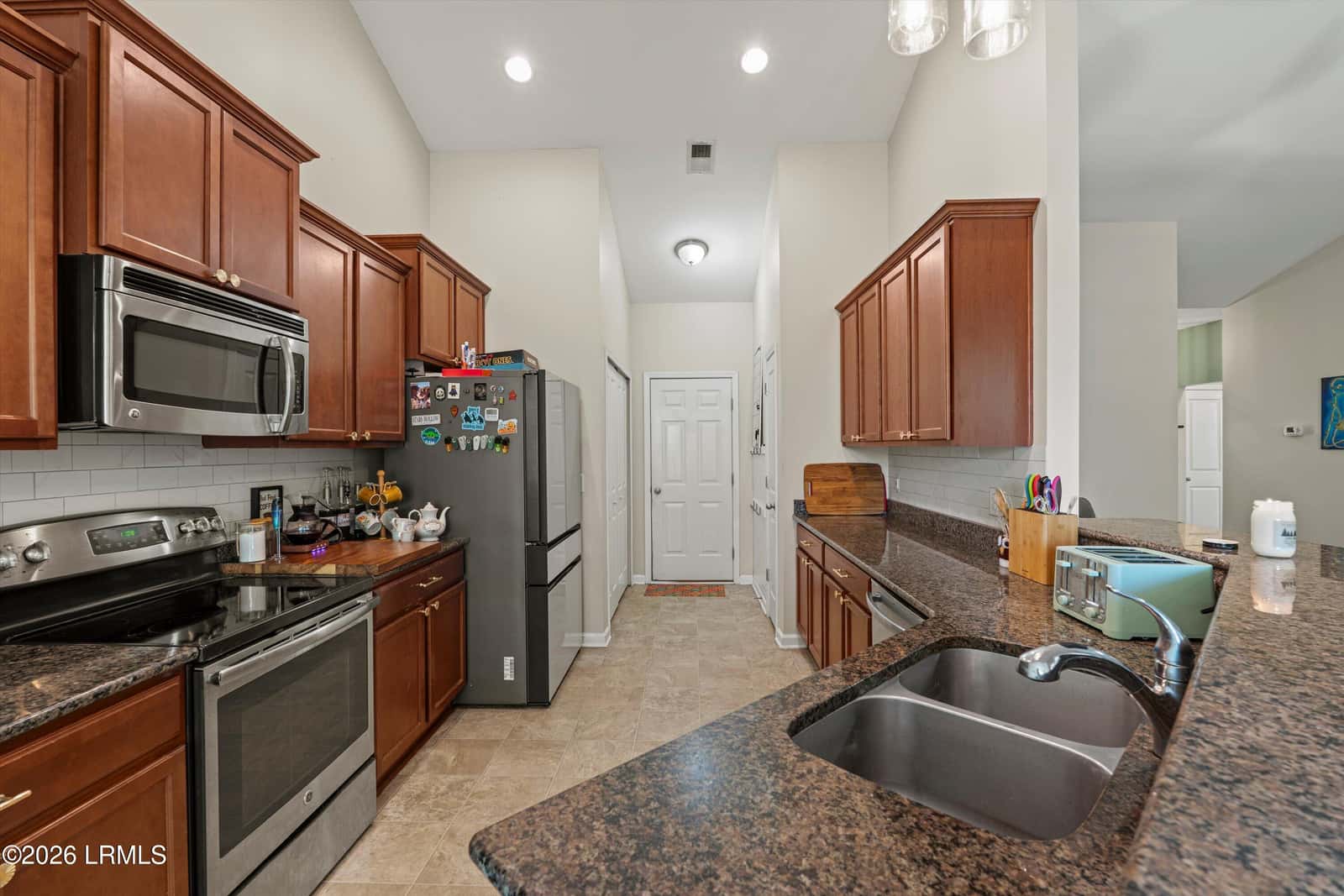 17 Congaree Way, Beaufort, SC 29902 — photo 10 of 27