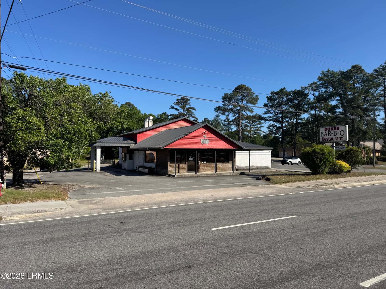 10190 S Jacob Smart Boulevard, Ridgeland, SC 29936 — photo 1 of 6