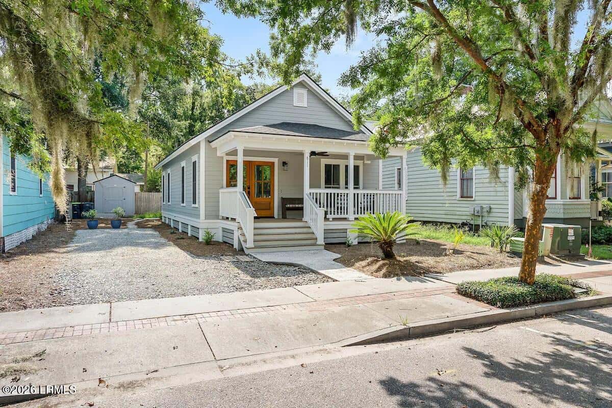 811 Bladen Street, Beaufort, SC 29902 — photo 1 of 27