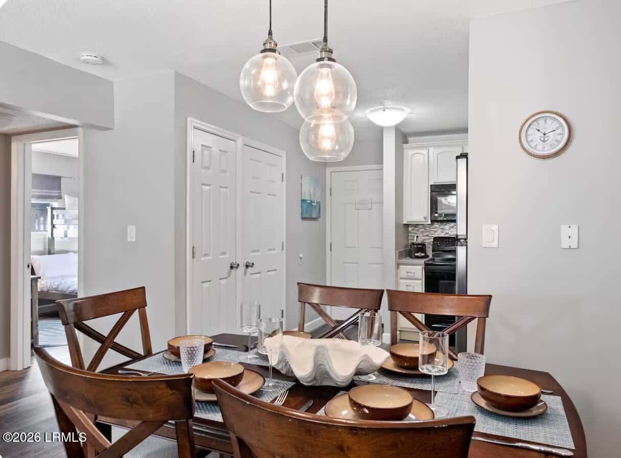45 Folly Field Road 5a, Hilton Head Island, SC 29928 — photo 8 of 24
