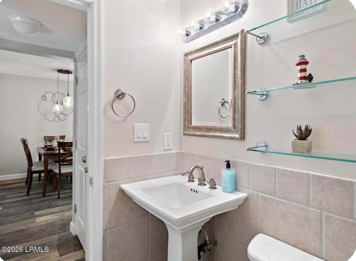 45 Folly Field Road 5a, Hilton Head Island, SC 29928 — photo 18 of 24