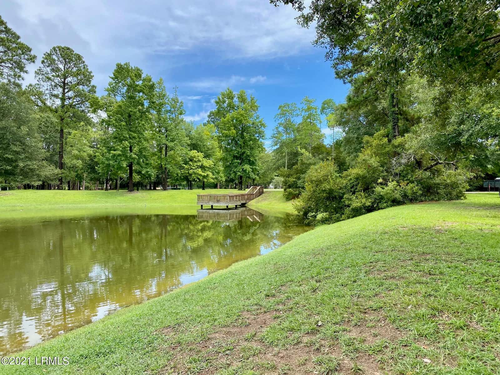 695 Distant Island Drive, Beaufort, SC 29907 — photo 11 of 40
