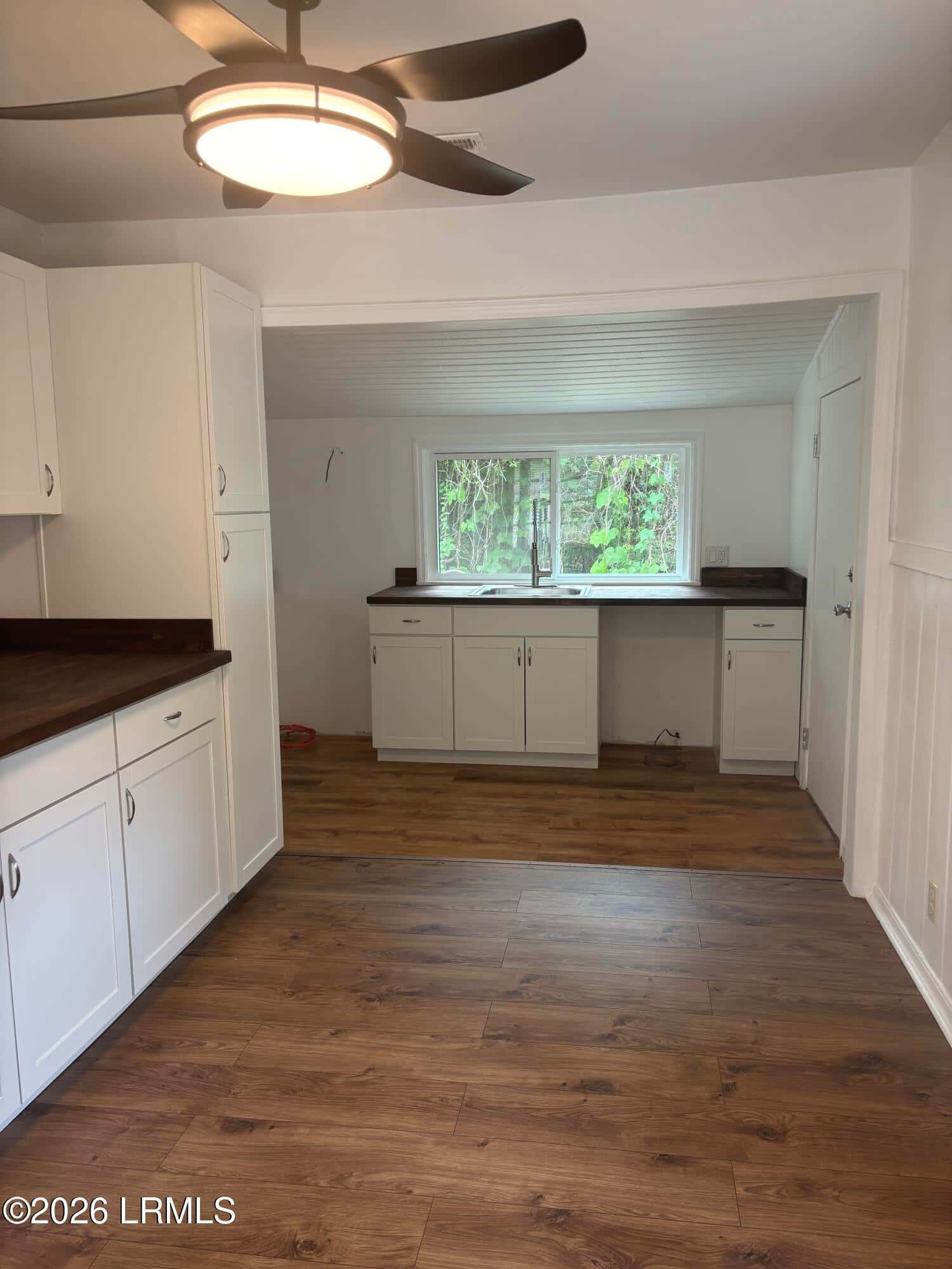 392 N Main Street, Brunson, SC 29911 — photo 4 of 25