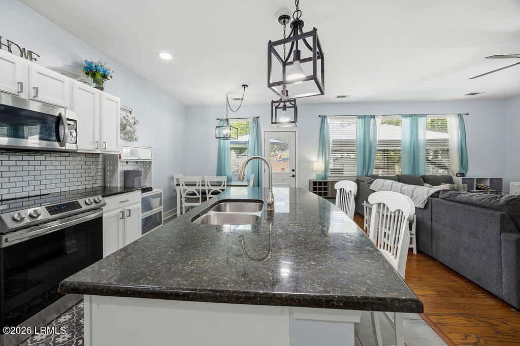 15 Cedar Creek Circle, Beaufort, SC 29906 — photo 10 of 32