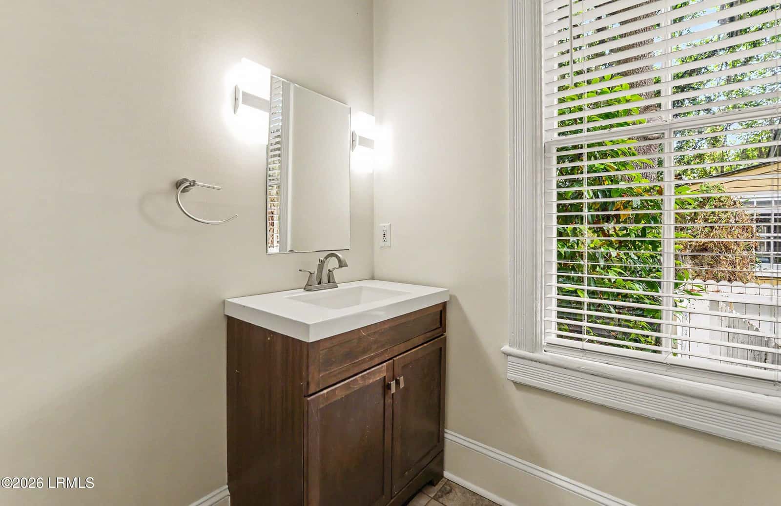 809 Duke Street, Beaufort, SC 29902 — photo 10 of 24