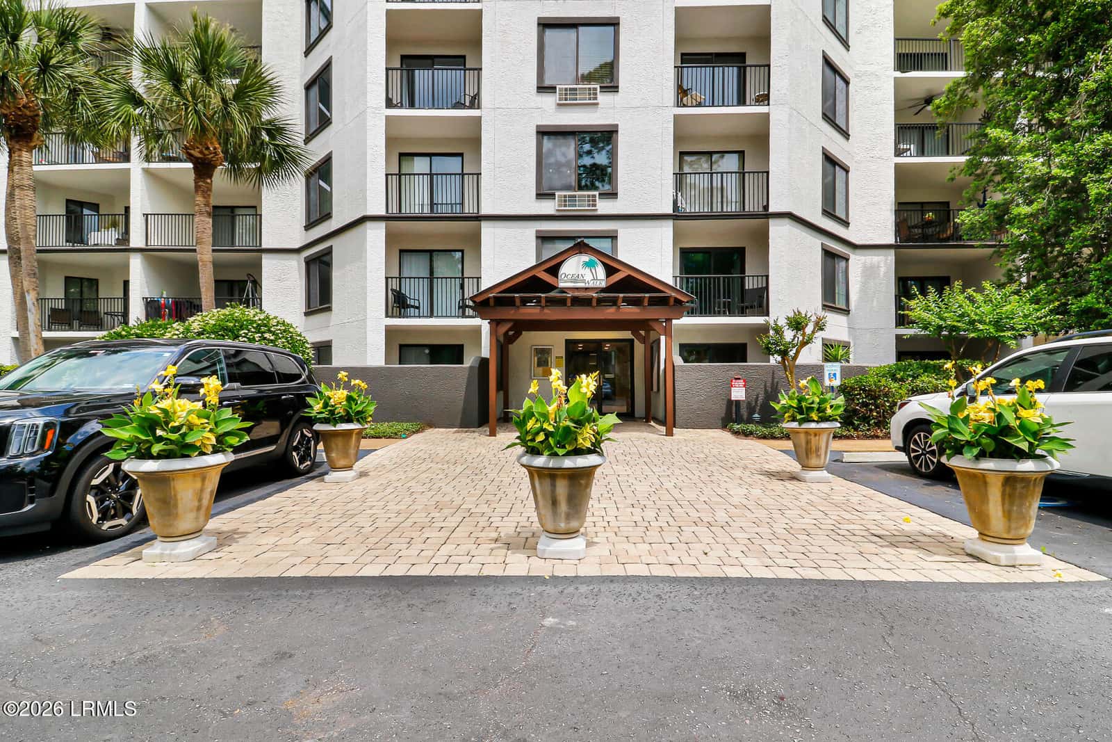 10 Lemoyne Avenue 101, Hilton Head Island, SC 29928 — photo 2 of 41