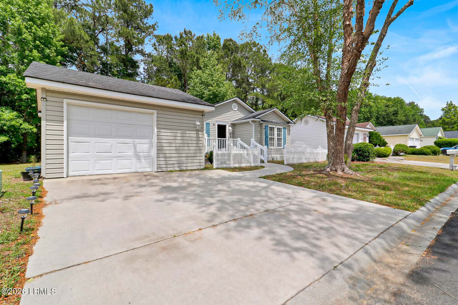 11 Sparpole Lane, Bluffton, SC 29910 — photo 4 of 35