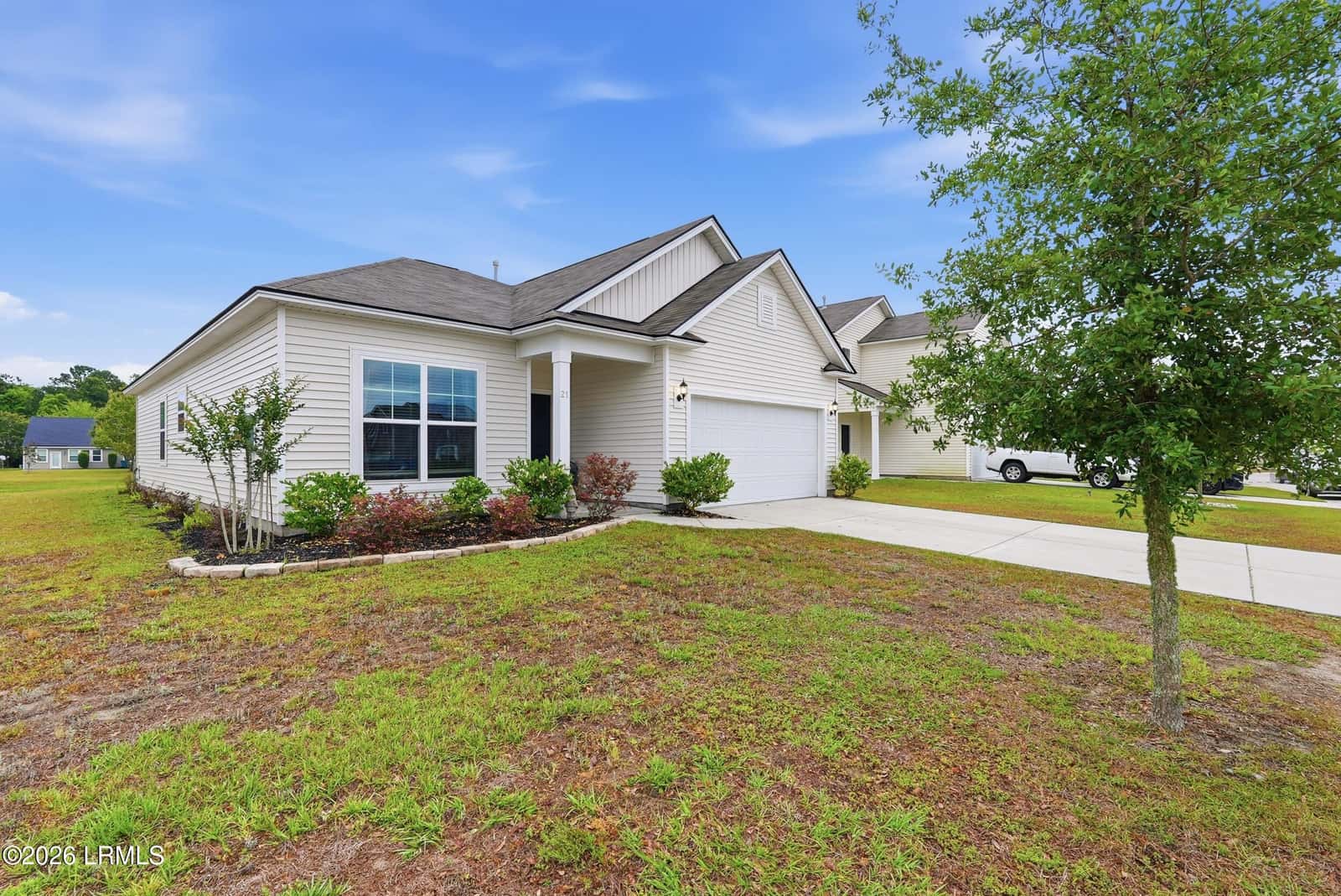21 Seneca Way, Beaufort, SC 29906 — photo 3 of 40