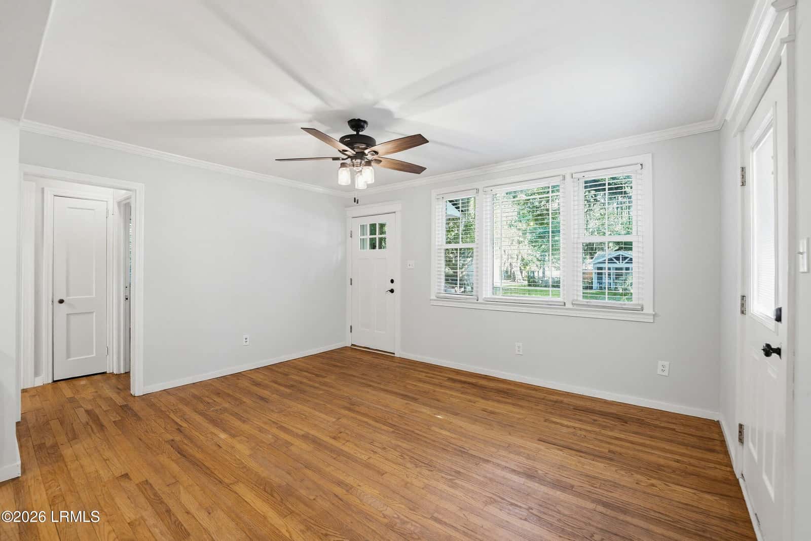 1106 Woodward Avenue, Beaufort, SC 29902 — photo 9 of 37