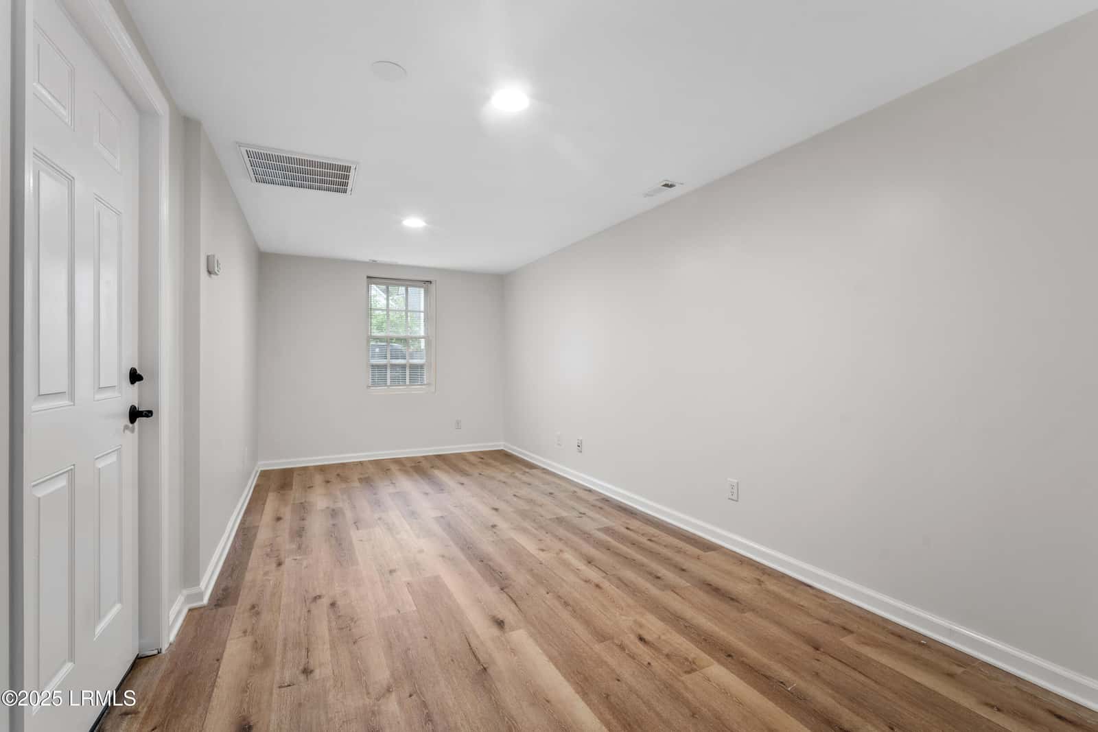 609 Carteret Street, Beaufort, SC 29902 — photo 9 of 26