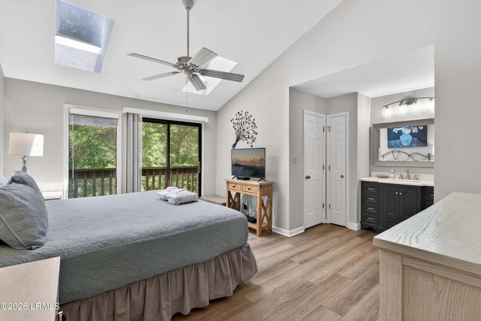 125 Shipyard Drive 124, Hilton Head Island, SC 29928 — photo 19 of 34
