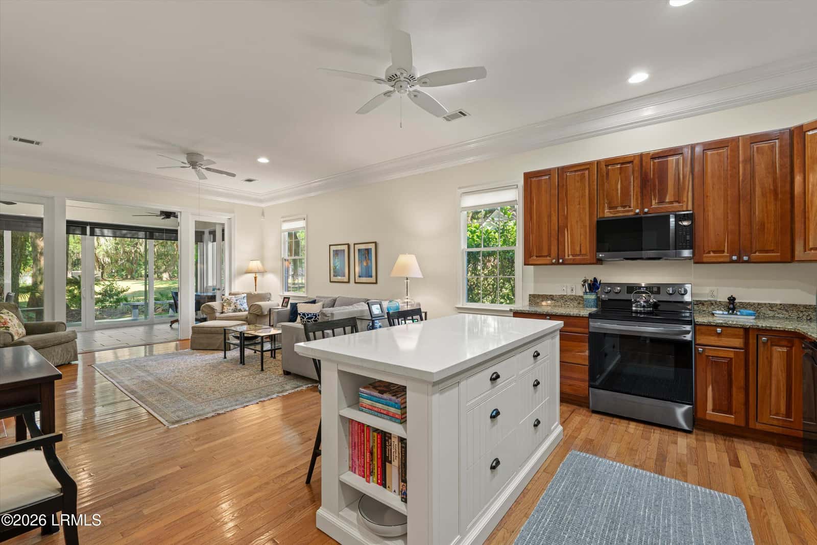 11 Ladys Walk, Beaufort, SC 29907 — photo 8 of 37