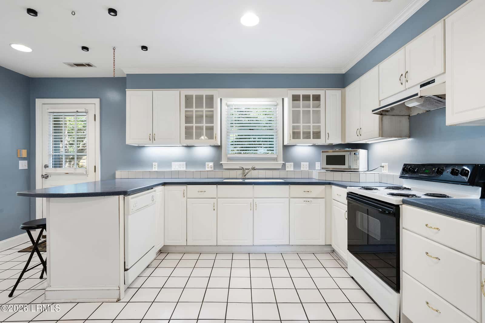 55 Miller Drive E, Beaufort, SC 29907 — photo 16 of 44